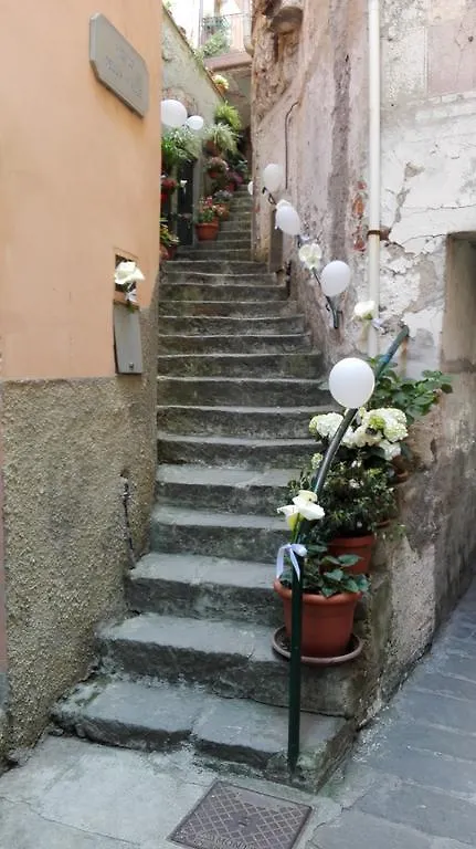 Sunset House Apartment Riomaggiore Italy